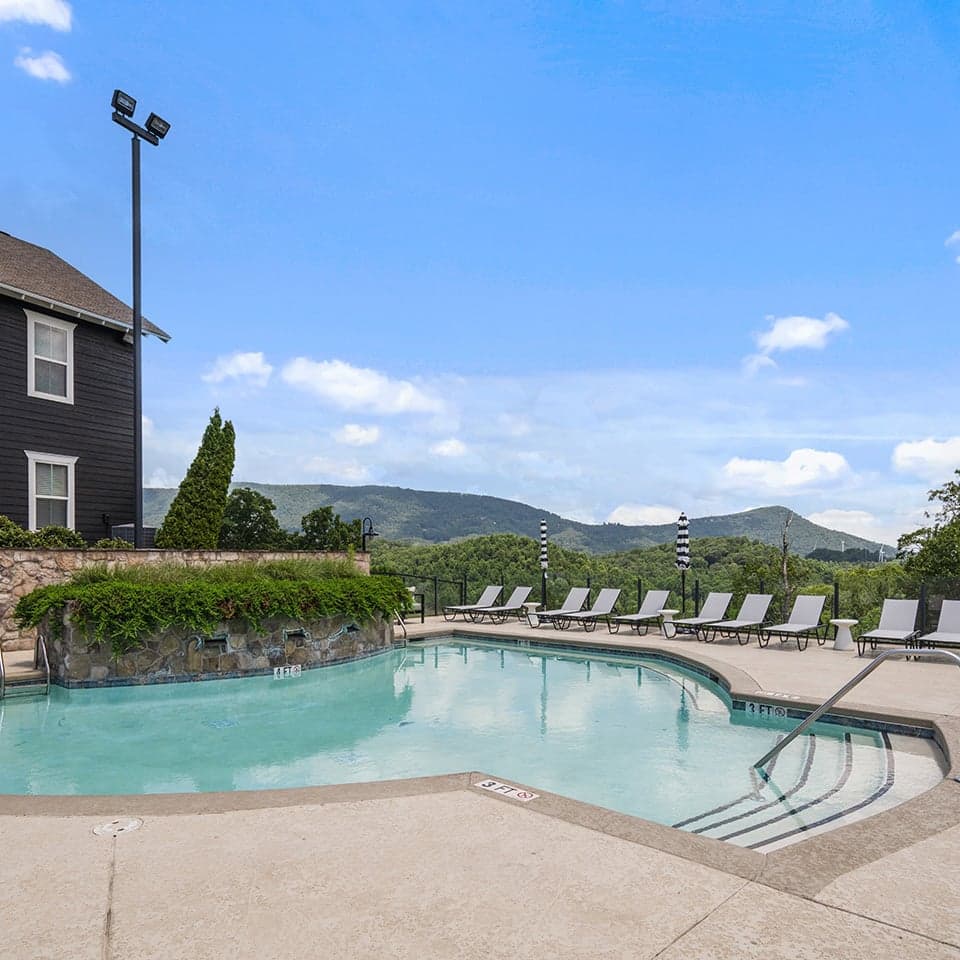 Pool—RBS—Highpointe-Boone-8