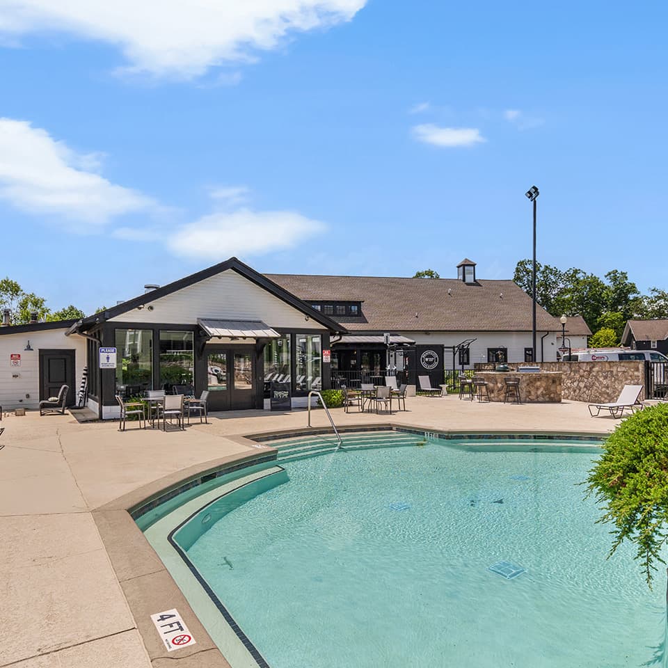 Pool—RBS—Highpointe-Boone-12