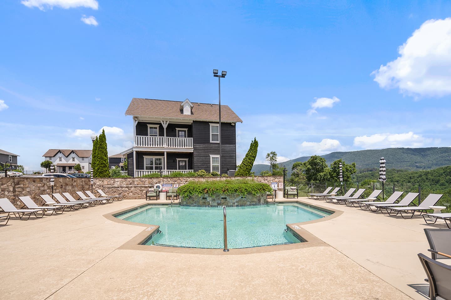 Pool—RBS—Highpointe-Boone-4